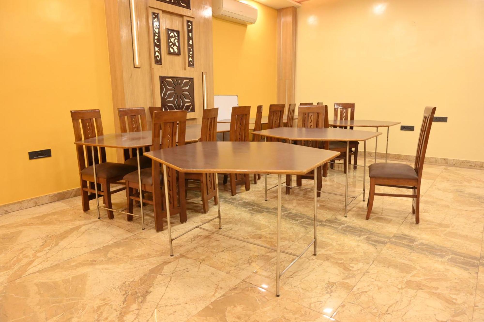 Hotel Riddhi Regency Lucknow Luaran gambar
